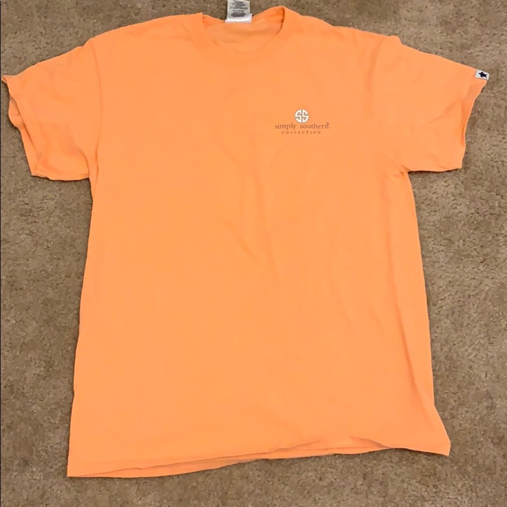 Simply Southern Peach T-shirt size medium